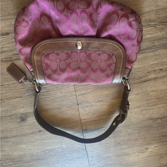 Elegant Coach purple  and Brown Shoulder Bag - Picture 1 of 8